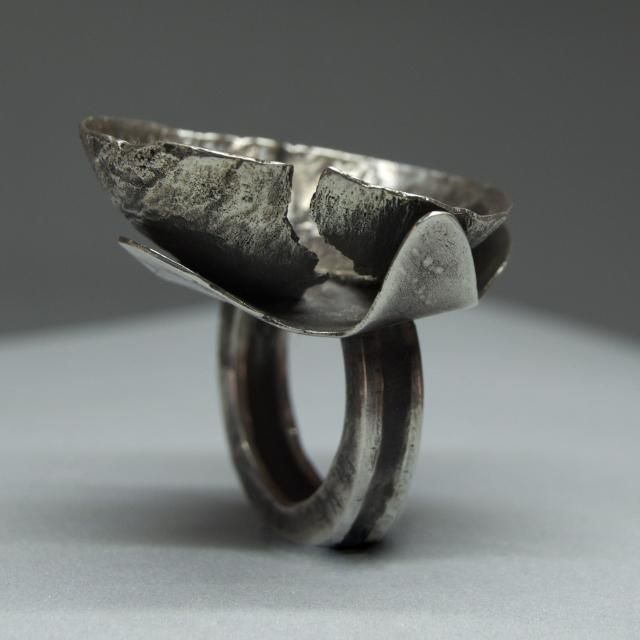 LUNA. Anillo de plata