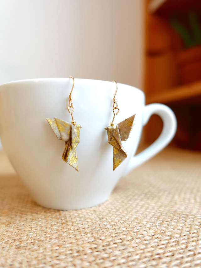 Origami Colombe, oiseau / GOLD FILLED, Or laminé / Boucles d'oreilles / Papier japonais washi / Blanc, noir, or / Bijou japonais origami /