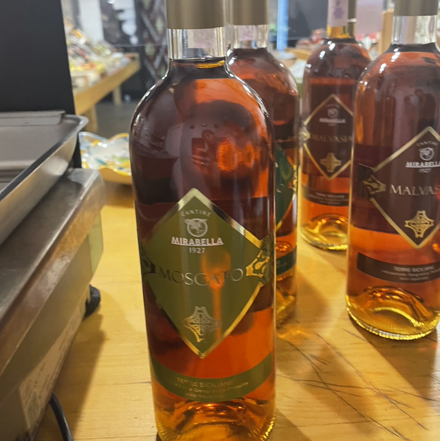 Vino liquorosi Malvasia, zibibbo , moscato