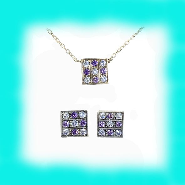 L'eleganza si accende: la lucentezza del pavé di zirconi.