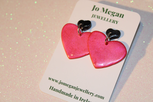 Nollaig heart dangle earrings