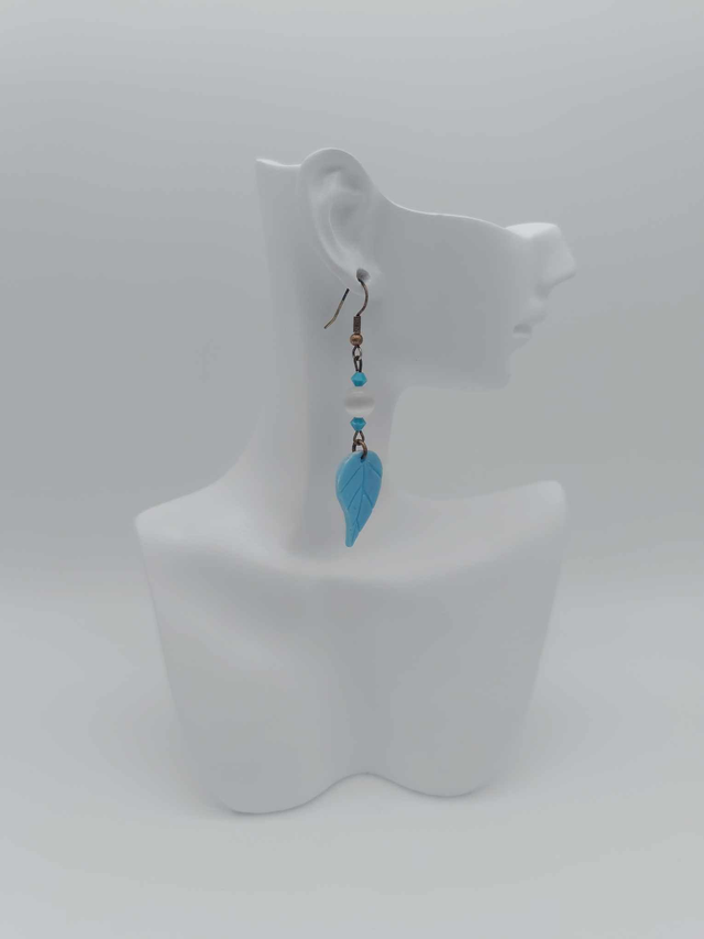 Boucles d&#039;oreilles en porcelaine froide Feuille avec perles Swarovski