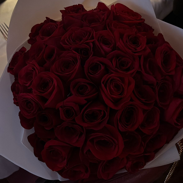35 Fresh Roses