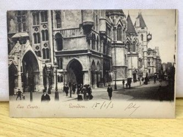 Law Courts, London, Posted 1903 vintage unbranded postcard Our Ref No. A9 £3.50