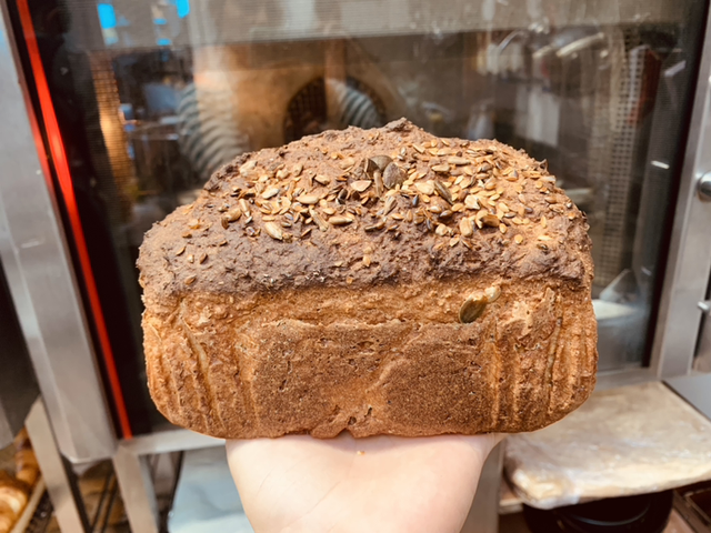 Spelt & honey soda bread