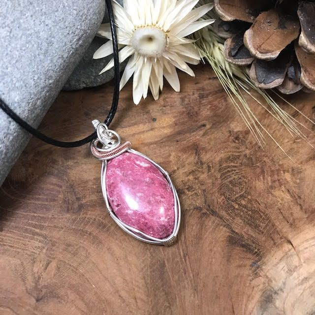 Thulite
