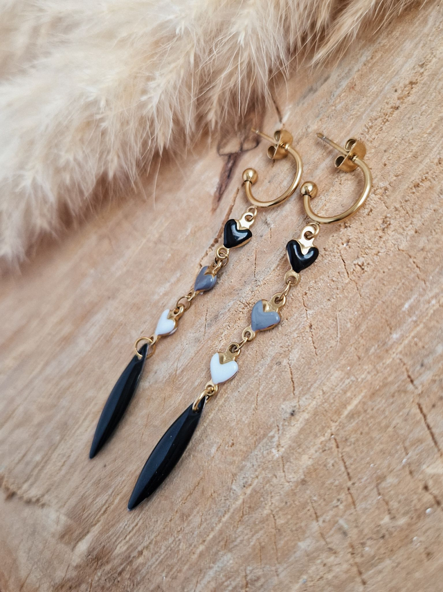 Boucles d'oreilles "Trio de cœurs" - Modèle doré et noir