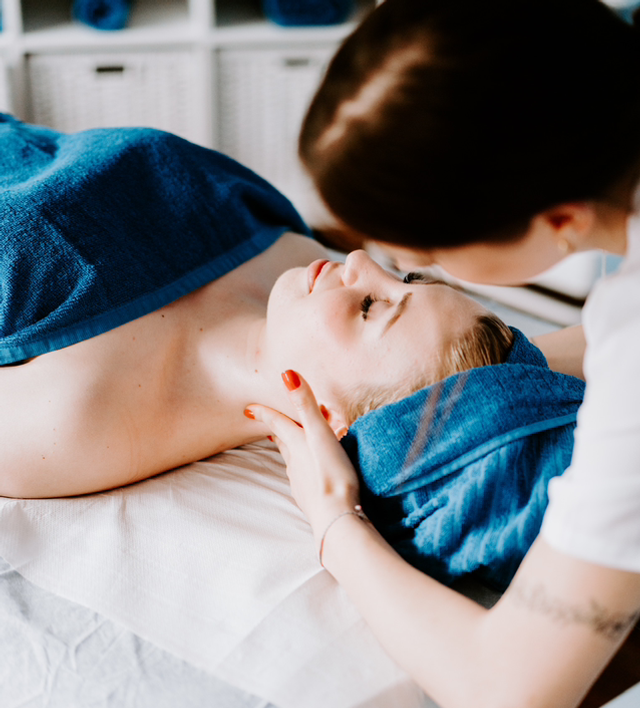 TRATTAMENTO VISO PERSONALIZZATO 1 ORA