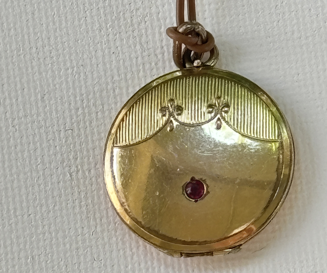 Jugendstil Amulett Medaillon gold  