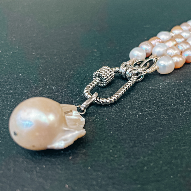 Phu Quoc Eleganz – Zweireihige Süßwasserperlenkette mit XL-Perle