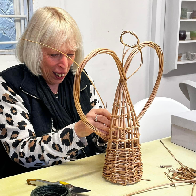 Willow Christmas Weaving and Cheese! Friday 5th December 2025 10am-12noon