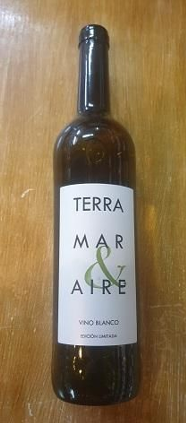 Vino blanco de Autor TERRA MAR AIRE de O Rosal