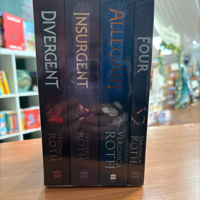 Divergent collection 4 books