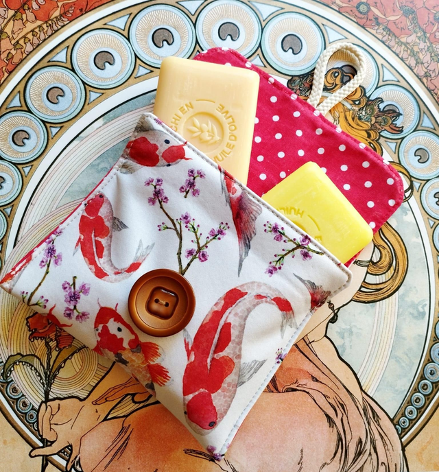 Étui à Savonnettes - Carpes Koï