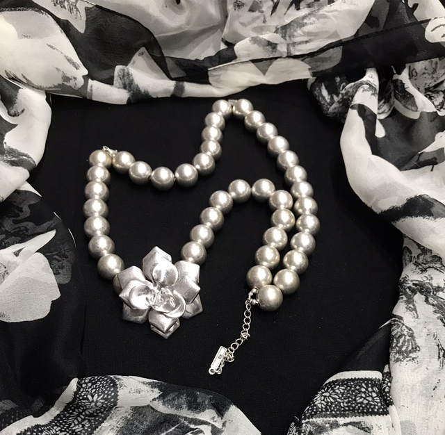 Silver Coloured Vintage Necklace-NEC48