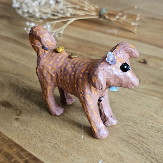 Gardien d'Onya - Chien Marron