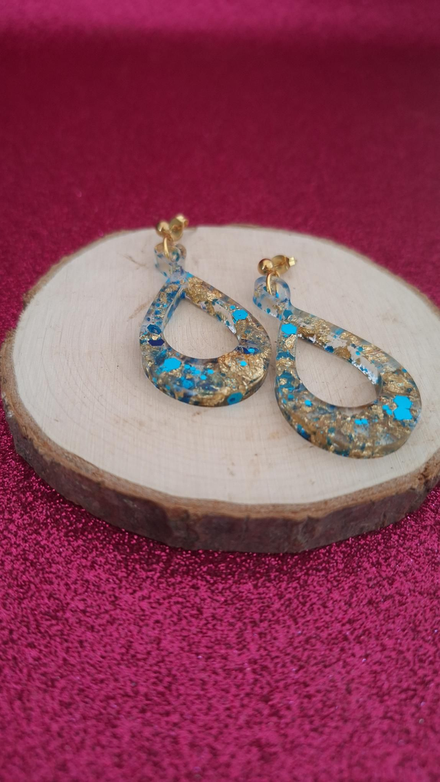 Boucles d'oreilles dorées infinis paillettes bleues/feuilles d'or 