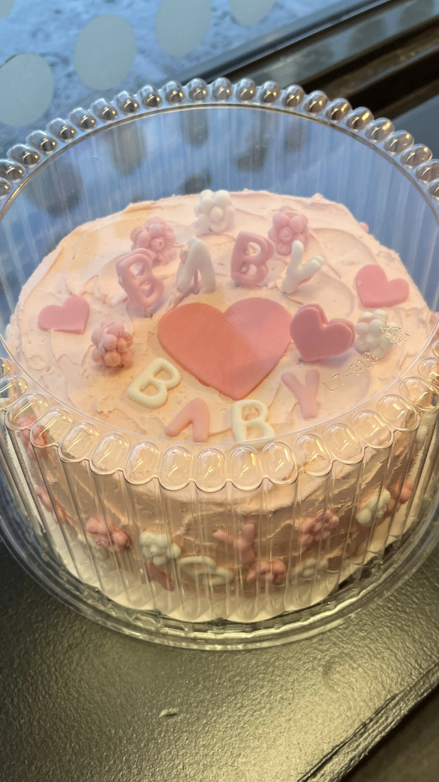 Babyshower-kakku 10 hlölle