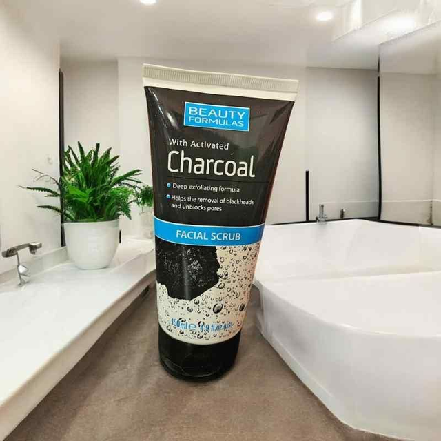 Charcoal Facial Scrub – 150ML