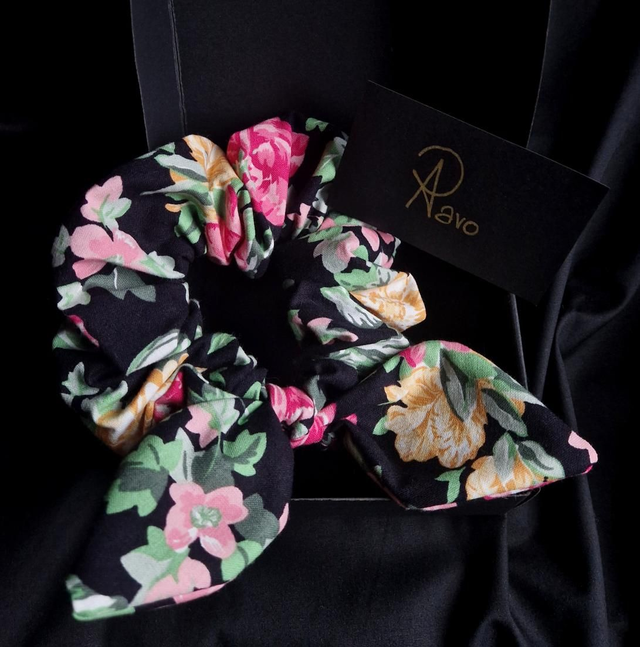Floral Scrunchie With Bow 