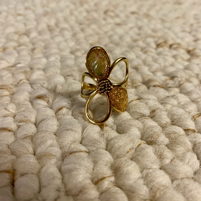 En stock 🛍️ Bague Compter fleurette