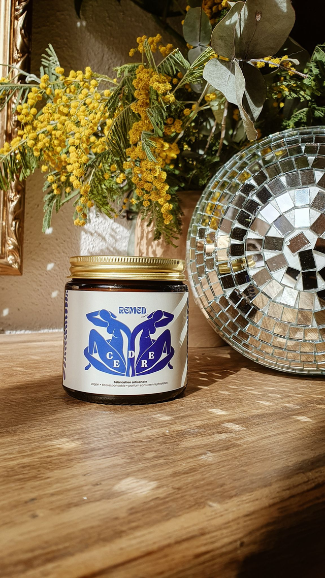 bougie cèdre du liban