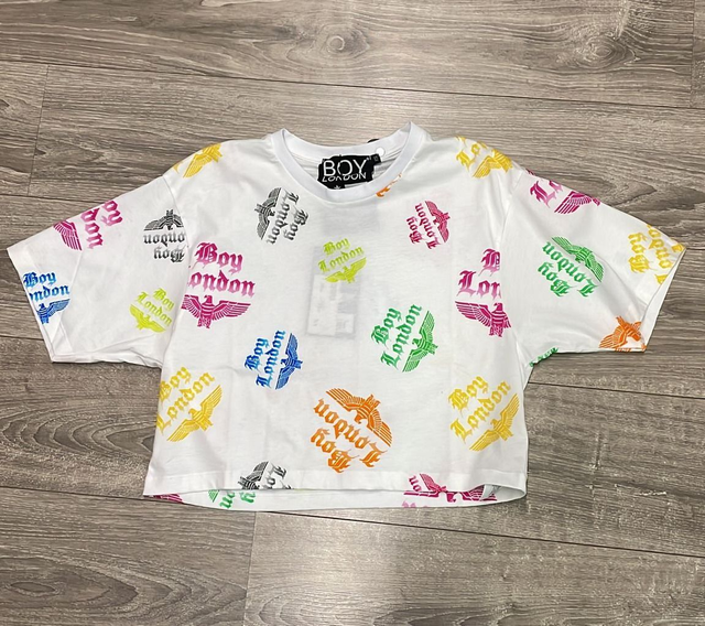 5T99 - BOY London T-shirt  cropped