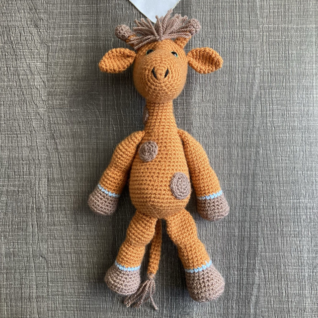 Peluche girafe au crochet