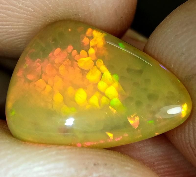 Opale Éthiopienne nid d'abeille