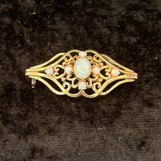 Opal brooch