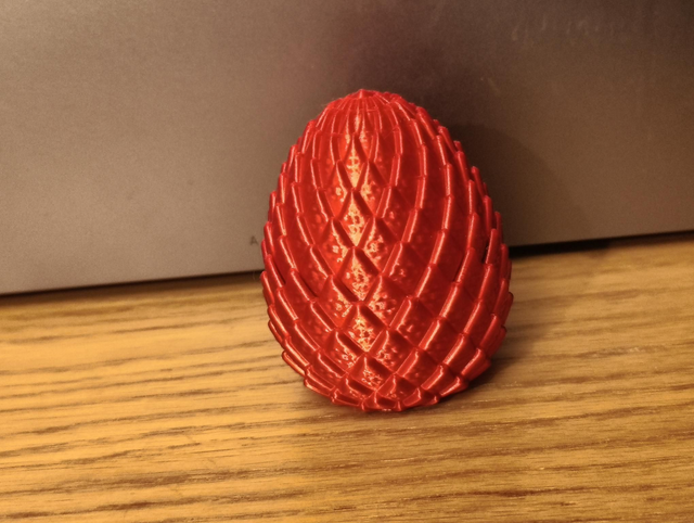 Seamless Dragon Scale Egg - small (standalone order)