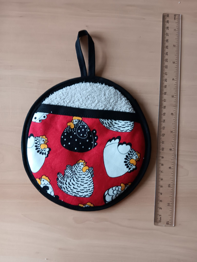 Round Hot Pot Grab Mat in Chooks Fabric heat resistant wadding filling and hanging loop