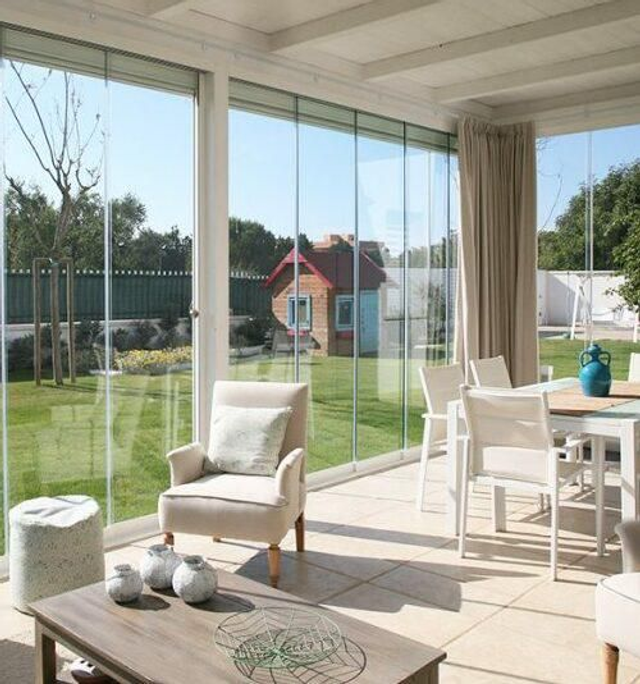 VERANDA SCORREVOLE METALGLASS