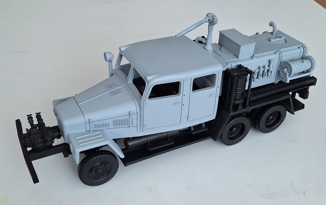 G5 Feuerwehr Bausatz Grundiert 1:22:5