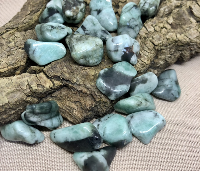 Pierre roulée Émeraude extra 