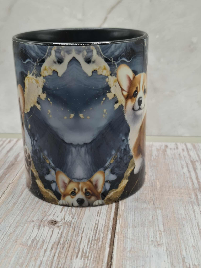 Mug noir corgi