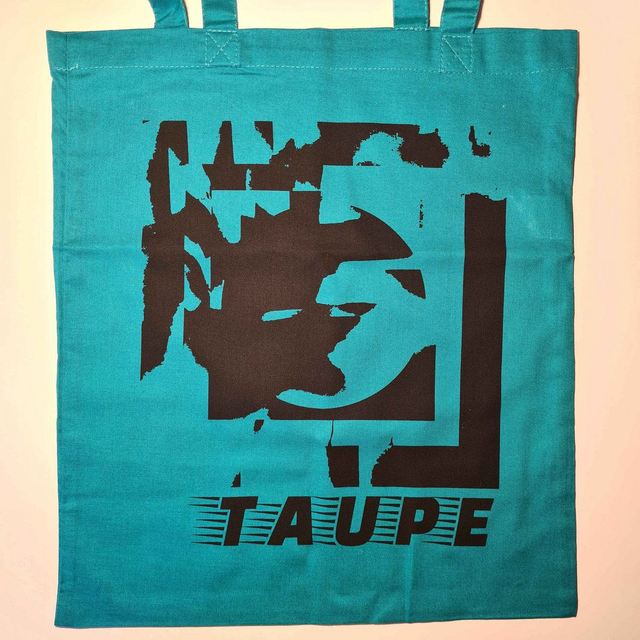 &#039;Not Blue Light&#039; tote - cyan