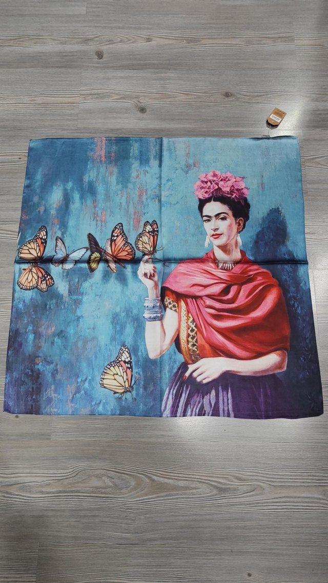 Foulard quadrato Frida Kahlo farfalle