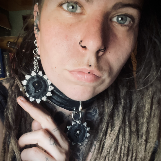 Parure black ammonites 