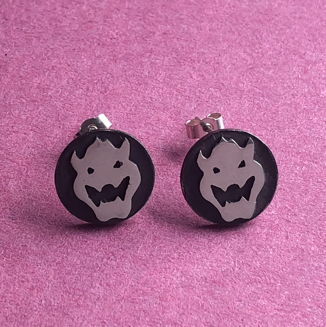 Super Mario bowser earrings - handmade Sterling silver (small size) stud earrings