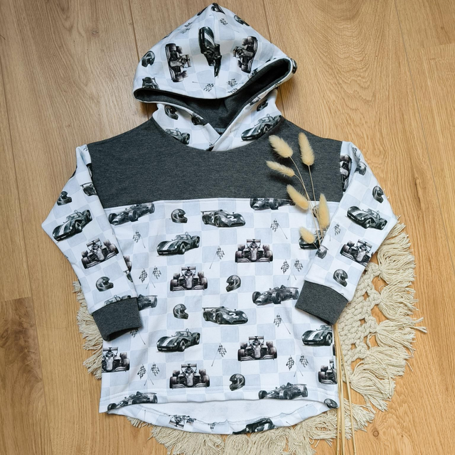 Hoodie Rennautos Gr. 104