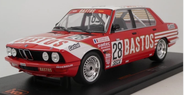 BMW 528i 24h Spa 1982 Bastos #28 IXO 1:18