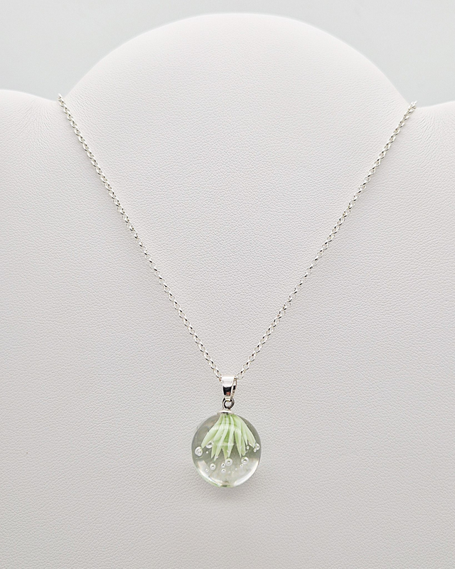 Pendentif Ariel vert clair