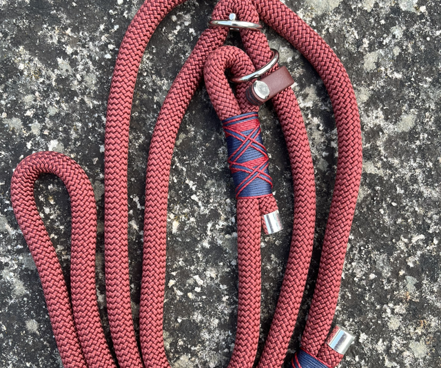  Crimson and blue