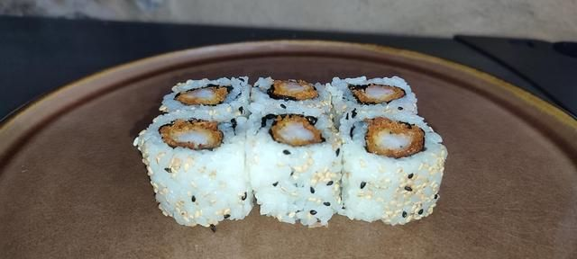 Cali. Tempura crevettes avocat x6