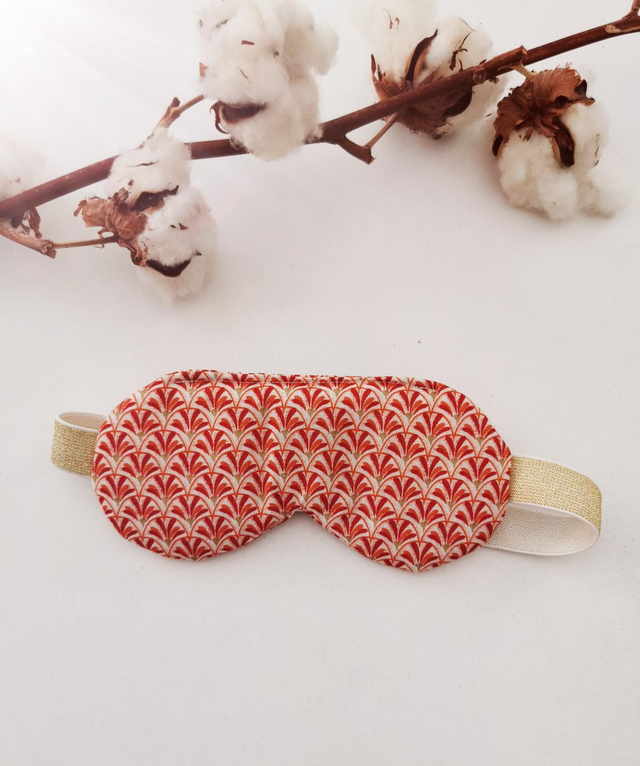 Masque de nuit rouge