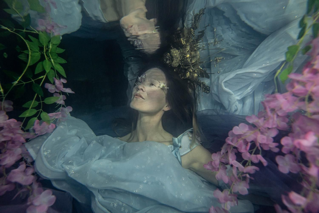 House of Avalonia (Air Dec 5, Water Feb 24) 