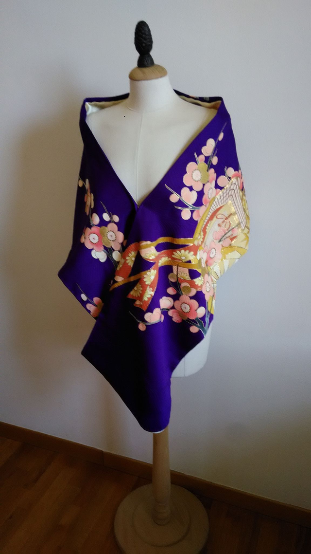 Violet Color, Court Carriage and Plum Flower Tree Pattern Silk Japanese Shawl, Silk Skirf, Wedding Shawl, Party Shawl