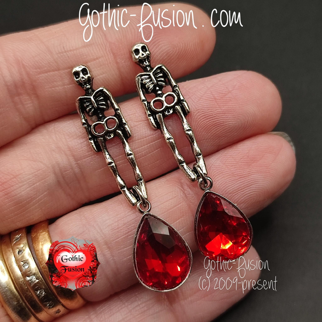 Skeleton Stud Earrings with Red Peardrops 