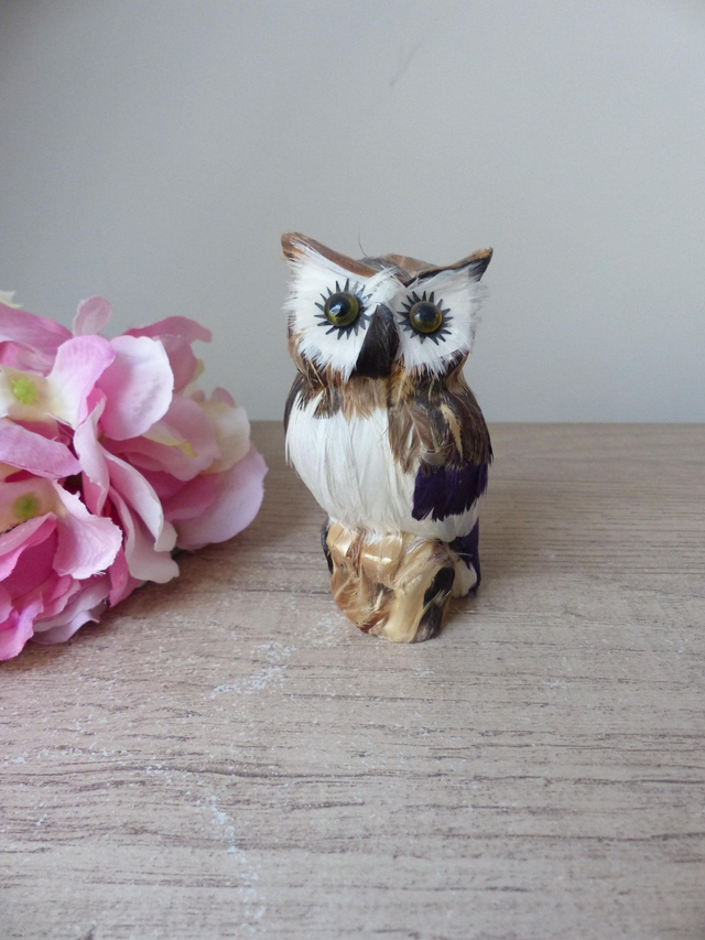 Ancienne figurine statuette hibou en plumes, sculpture faux hibou plumes , hibou réaliste avec plumes, vintage décoration maison campagne